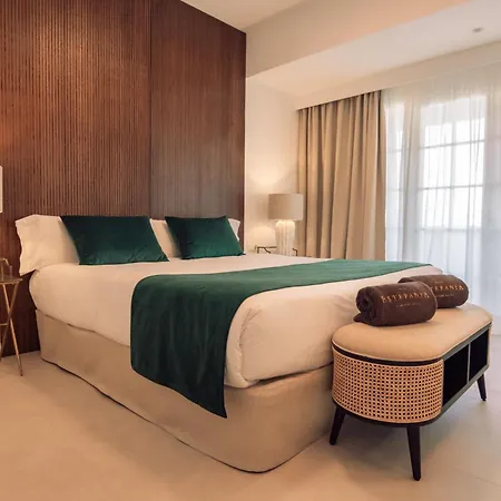Отель Estefania Boutique 4*